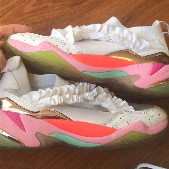 Puma Sophia Webster thunder white ruffle neoprene sneakers pink size 6 GOAT - Picture 8 of 8
